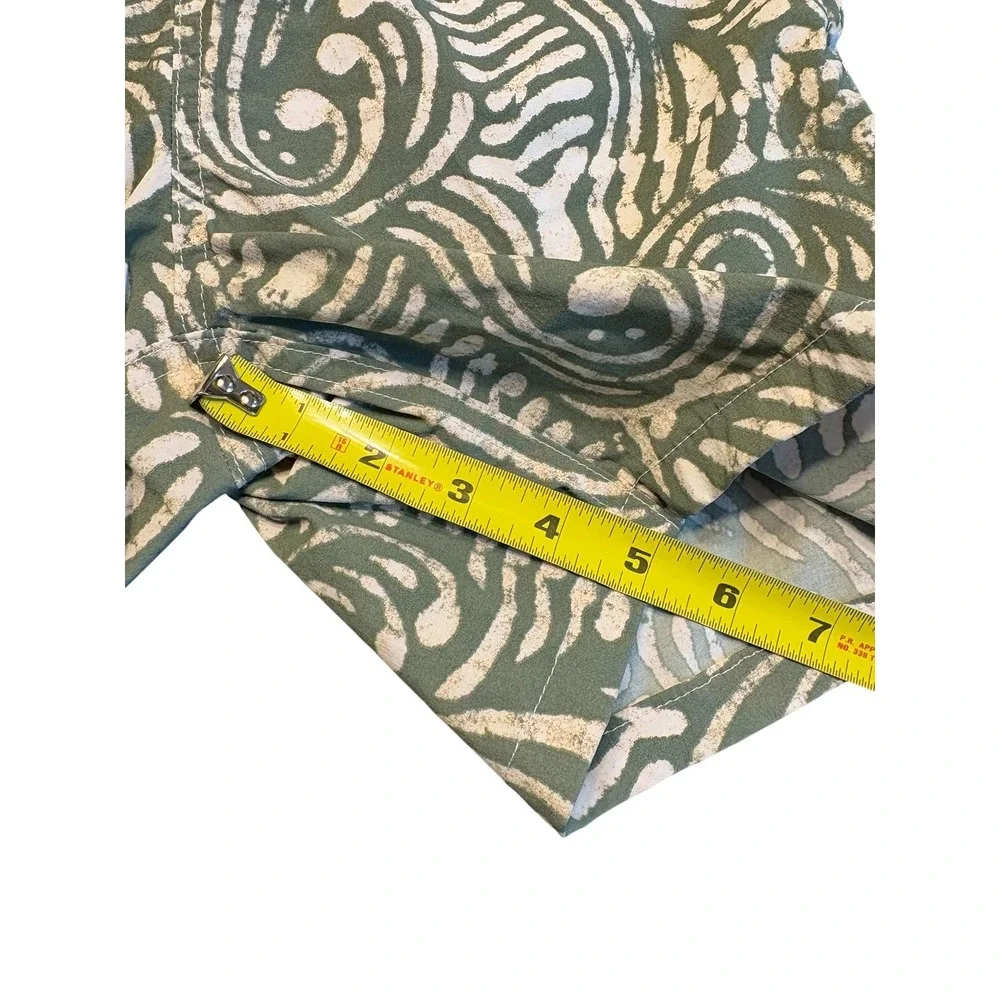 J. Crew Mens Swim‎ Trunks XS Green 6 inch stretch Batik Mesh Lined Board Shorts